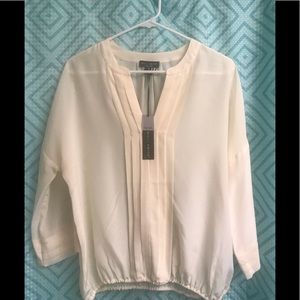 Willi Smith Cream Pleated V-Neck silk Blouse